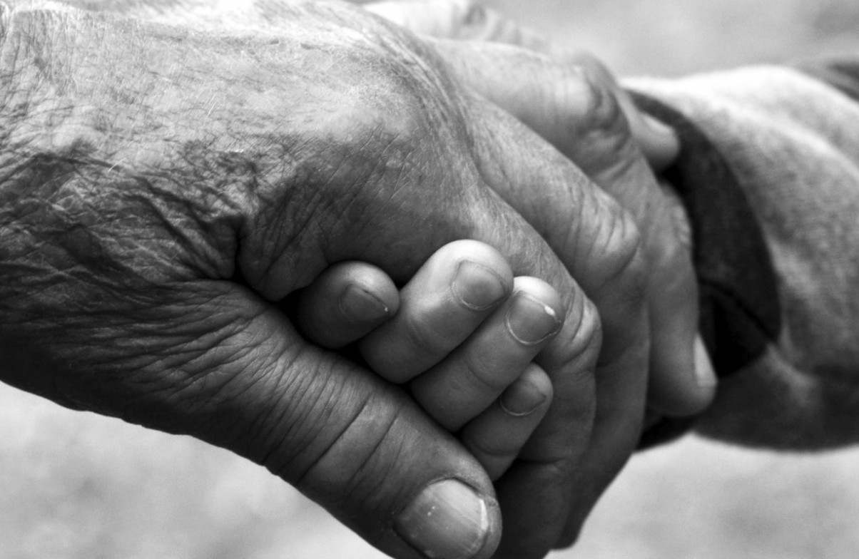 Долгожитель из Чешира делится секретом долгих лет жизни на своем 100-летии